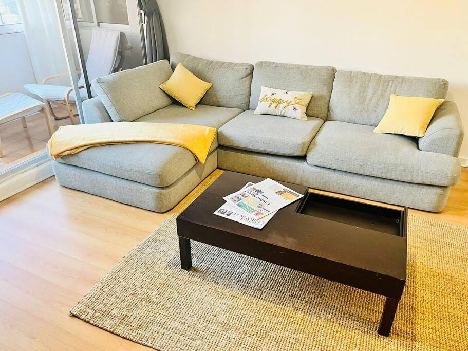 The Rock Retreat - Gibraltar Apartment Bagian luar foto