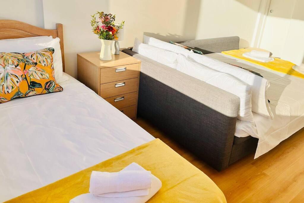 The Rock Retreat - Gibraltar Apartment Bagian luar foto