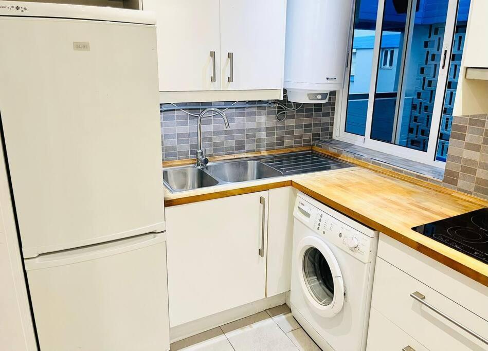 The Rock Retreat - Gibraltar Apartment Bagian luar foto